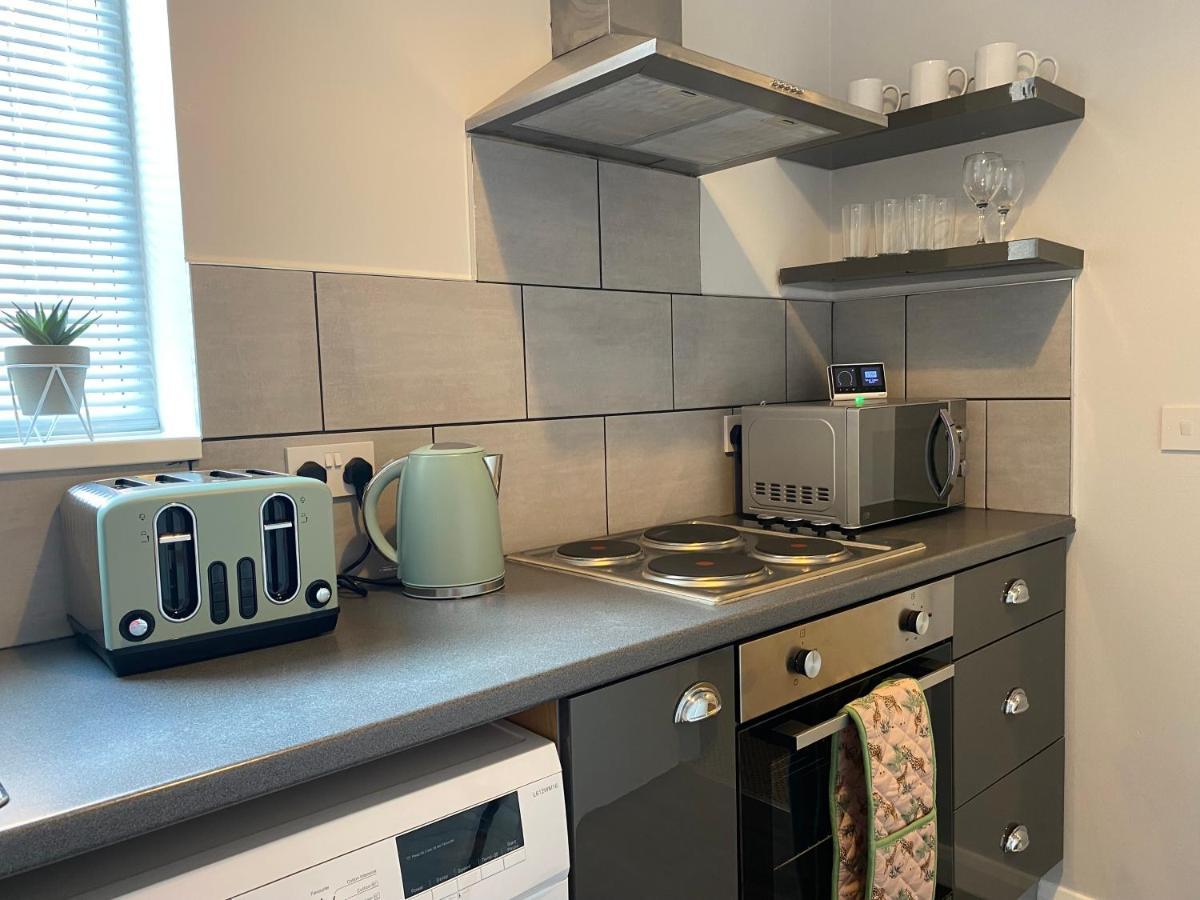 Blackpool Sleepover Apartment 1 Free Parking Sleeps 6 Bagian luar foto