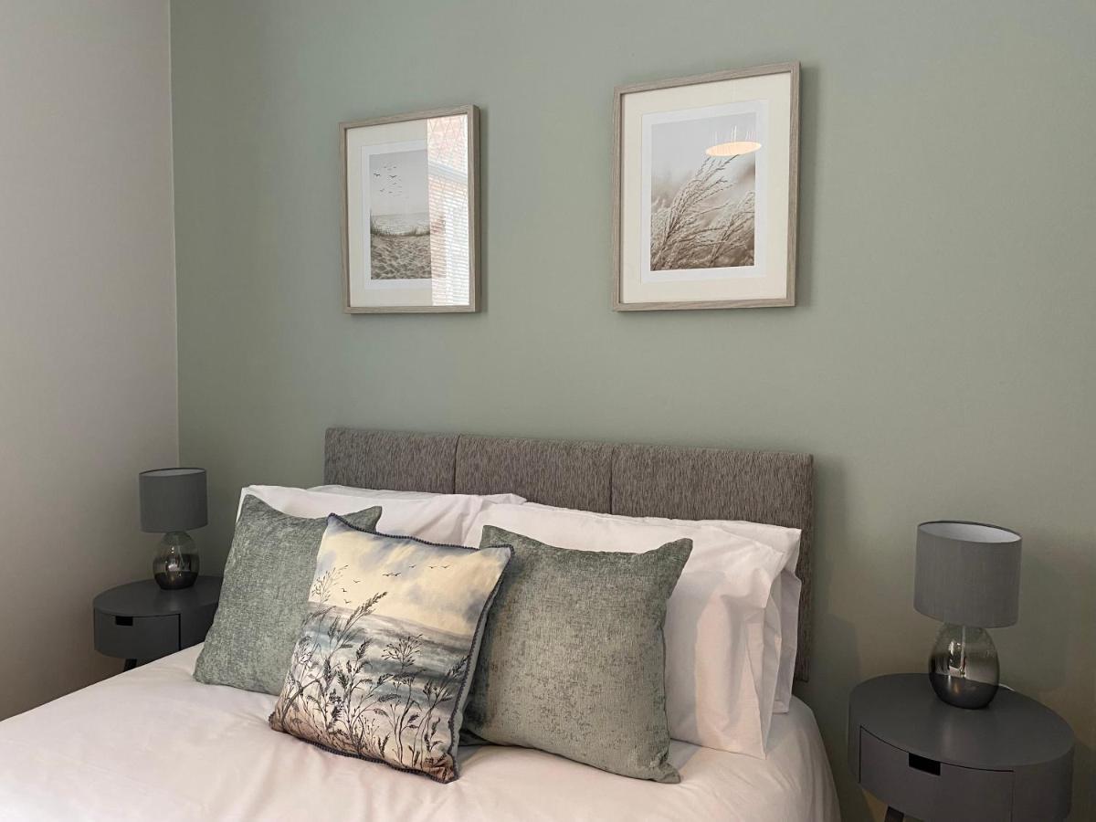 Blackpool Sleepover Apartment 1 Free Parking Sleeps 6 Bagian luar foto